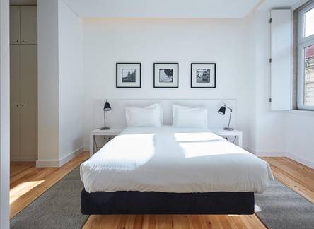 Отель Hello Lisbon Terreiro do Paco Apartments