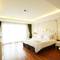 Отель LK Miracle Suite