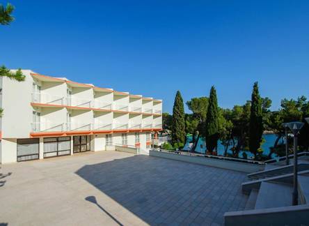 Отель Centinera Resort