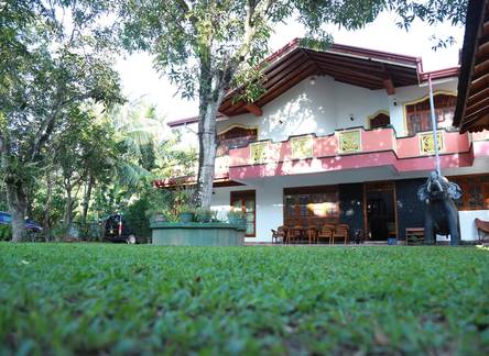 Отель Sumal Villa