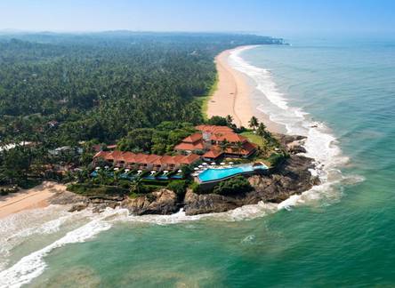 Отель Saman Villas