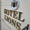 Отель Hotel Lions