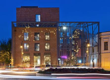 Отель Moxy Tbilisi by Marriott