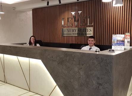 Отель Level Luxury Suites