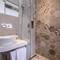 Отель Level Luxury Suites
