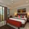 Отель The Somerset Hotel