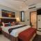 Отель The Somerset Hotel