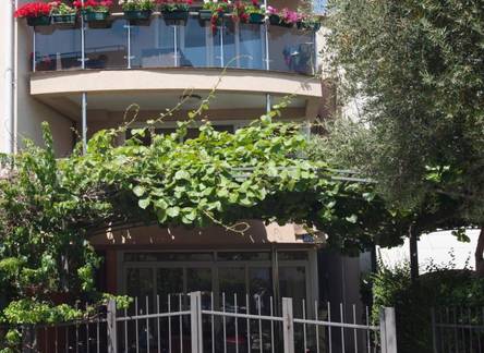 Отель Egon Apartments