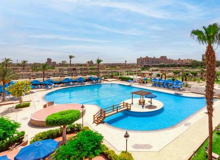 Отель Pyramids Park Resort Cairo