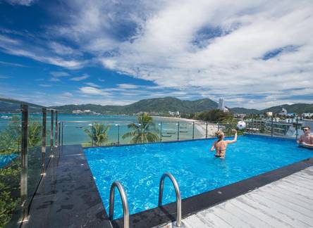 Отель Patong Signature Boutique Hotel