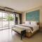 Отель TIRAS Patong Beach Hotel