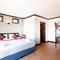 Отель Two Chefs Inn
