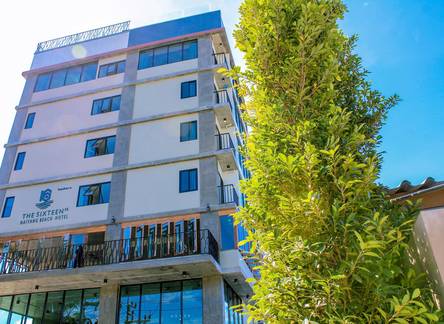 Отель The Sixteenth Naiyang Beach Hotel