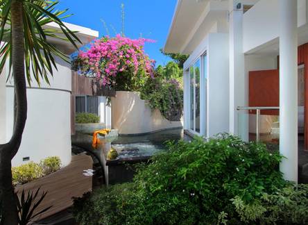 Отель Taman Mesari Luxury Villas-Seminyak