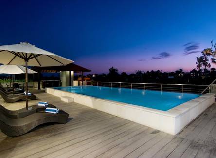Отель Seminyak Square Hotel