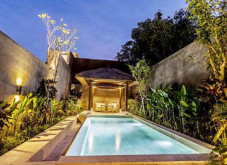 Отель Sri Abi Ratu Villa