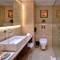 Отель Hotel Royale Regent