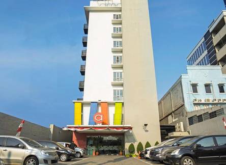 Отель Amaris Hotel Pancoran