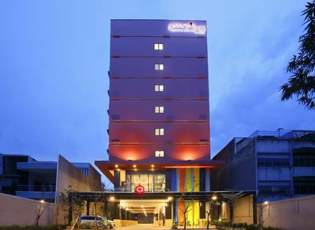 Отель Amaris Hotel Pasar Baru