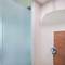 Отель Business Hotel Tomang