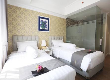 Отель F Hotel Jakarta