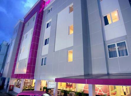 Отель favehotel Kelapa Gading
