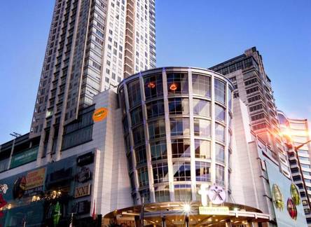 Отель HARRIS Suites fx Sudirman