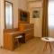 Отель Comfort Suites