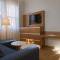 Отель Comfort Suites