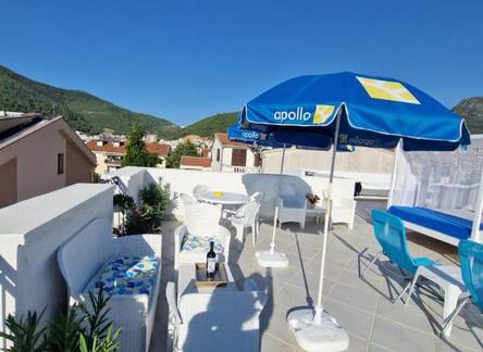 Отель Apartments Tamara
