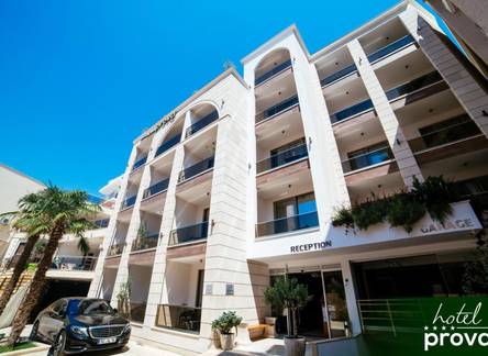 Отель Hotel Prova