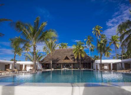 Отель The Loop Beach Resort