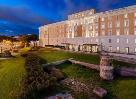 Отель NH Collection Roma Palazzo Cinquecento