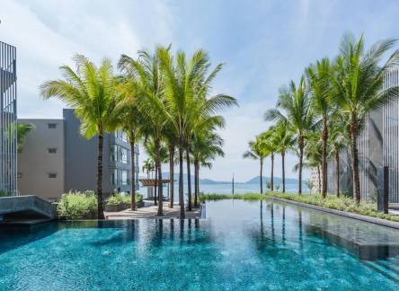 Отель Oceanfront Beach Resort and Spa