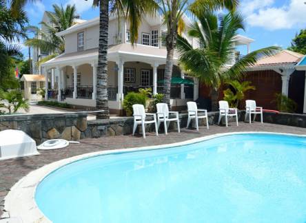 Отель Villas Caroline