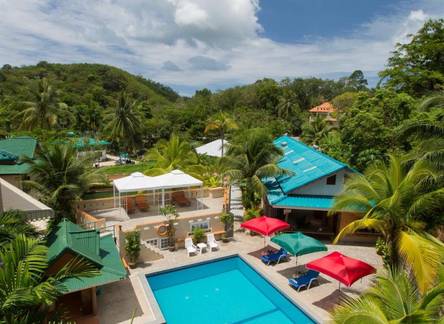 Отель Patong Rai Rum Yen Resort
