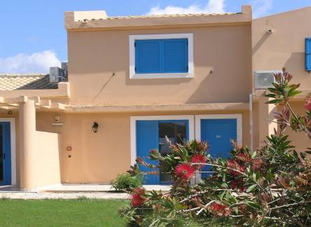 Отель Ammoudia Maisonettes