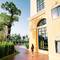 Отель The Pineapple Hotel