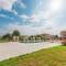 Отель Ekati Mare Boutique Resort & Suites