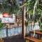Отель Potato Head Suites & Studios at Desa Potato Head
