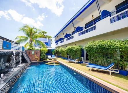Отель JR Siam Kata Resort