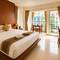 Отель Sukcheewa Residence Phuket
