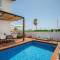 Отель Louis Chris Le Mare Villa