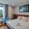 Отель Happy Life Grand Hotel & Sky Bar