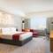 Отель Holiday Inn Hotel and Suites Jakarta Gajah Mada
