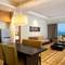 Отель Holiday Inn Hotel and Suites Jakarta Gajah Mada