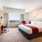 Отель Holiday Inn Hotel and Suites Jakarta Gajah Mada