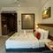 Отель Sobit Sarovar Portico