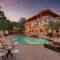 Отель Amritara Aura Spa Retreat Goa
