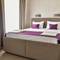 Отель Hotel Space